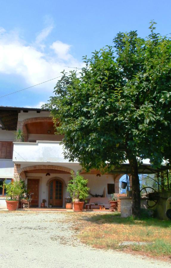 B&B Nella Terra Di Mezzo Caporiacco Eksteriør billede